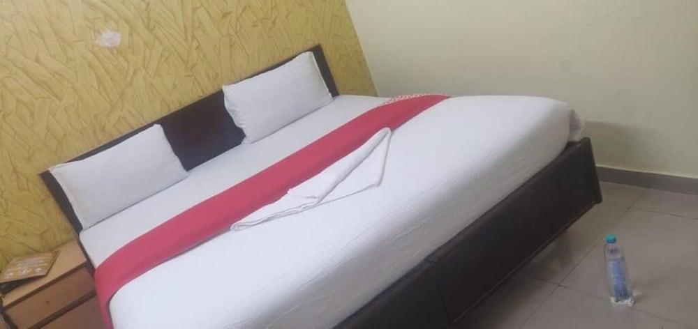 Airport Hotel Vishal Residency New Delhi Exterior photo